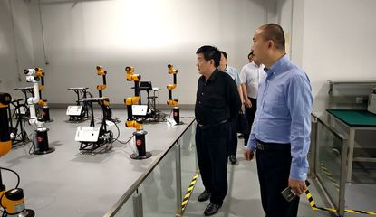 汪久清率隊到張家港、南京開展“雙招雙引”活動