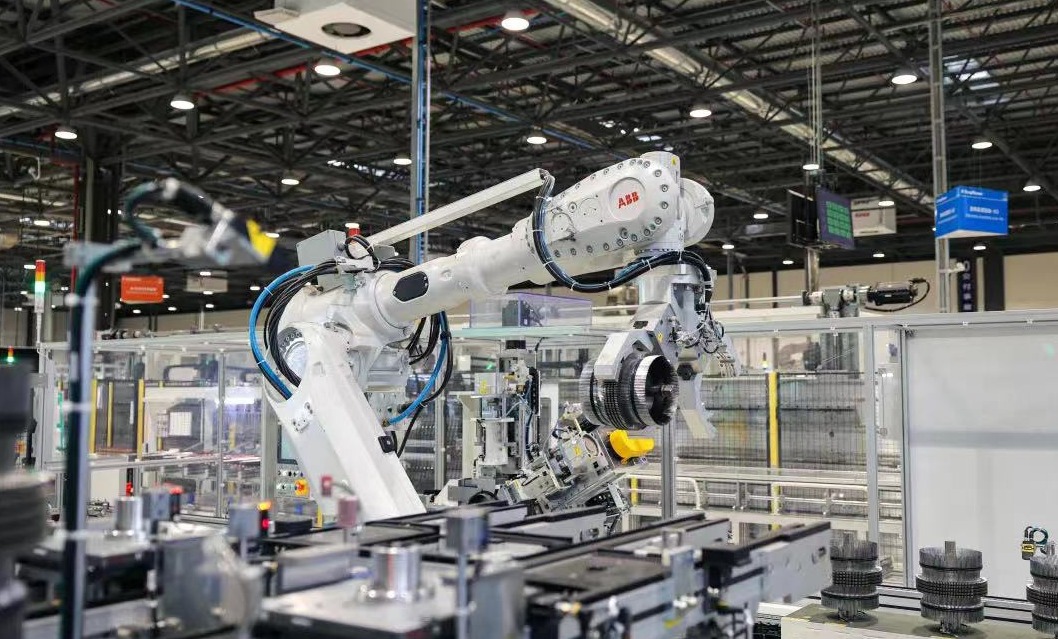 錨定新型工業化轉型闖關,蔡甸區加快建設先進制造業集聚區